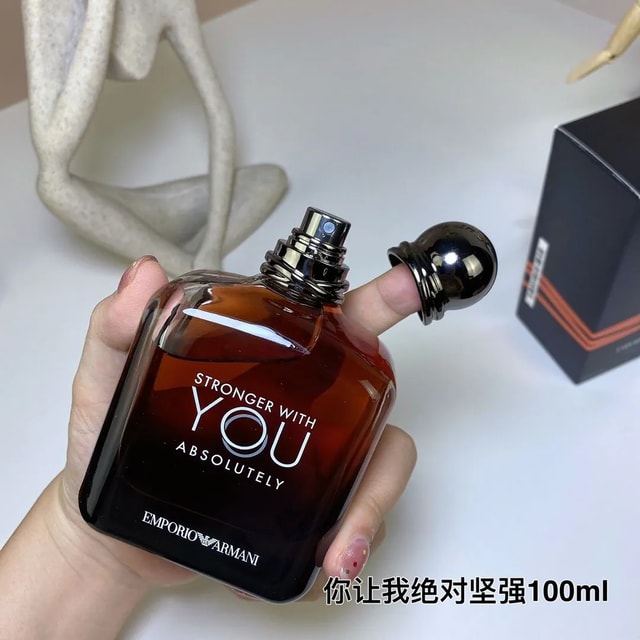 Emporio Armani Stronger with You Absolutely product presentation