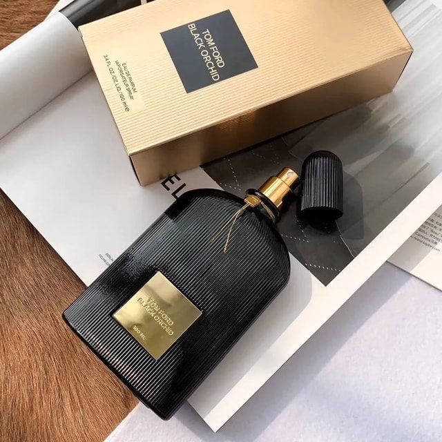 Tom Ford Black Orchid product presentation