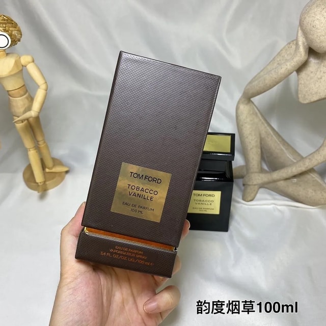Tom Ford Tobacco Vanille Eau de Parfum product presentation