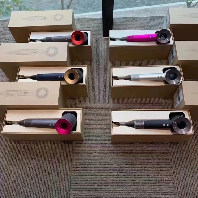 Dyson HD08 Hair Dryer product presentation