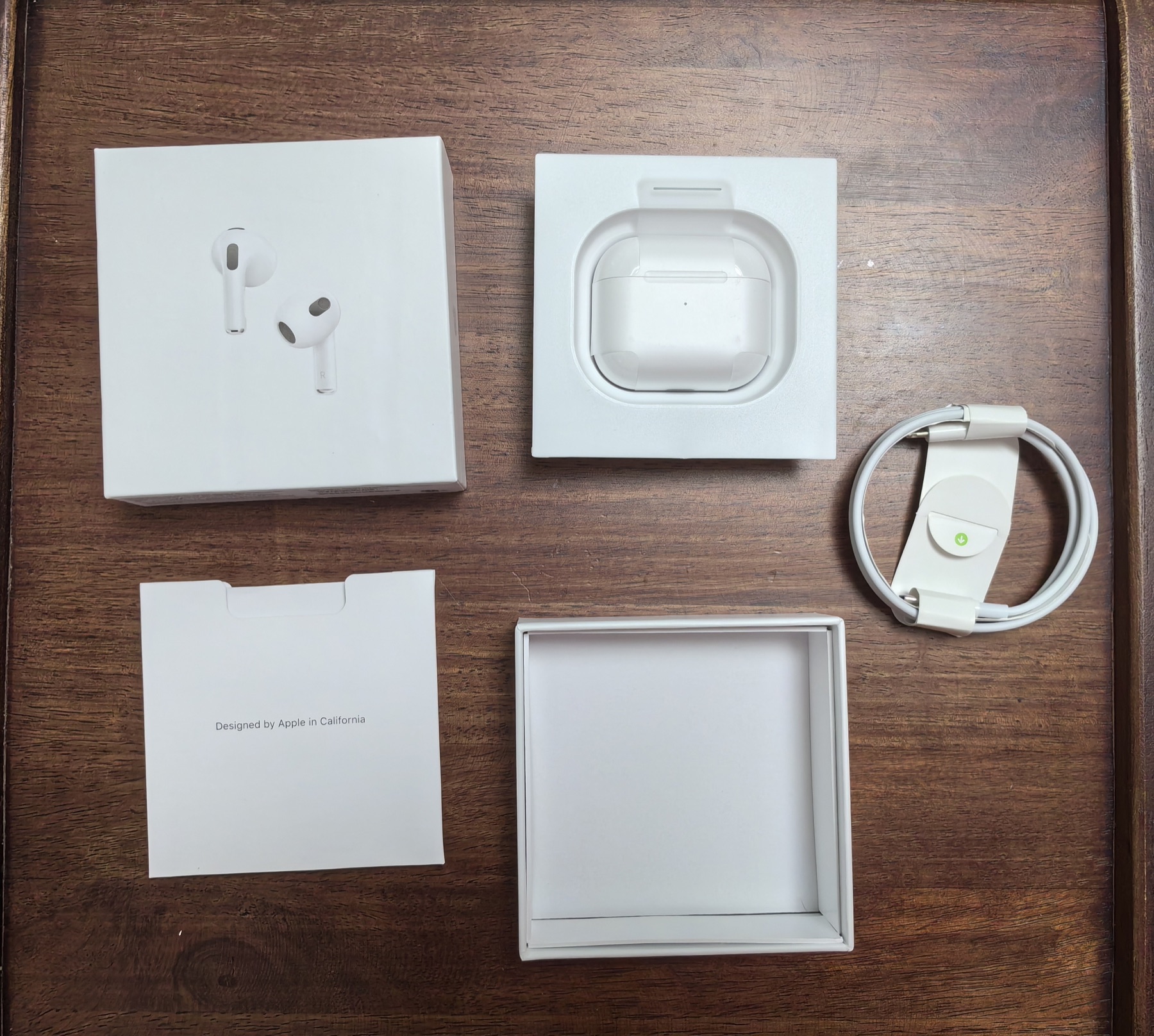 AirPods 3 product view 2