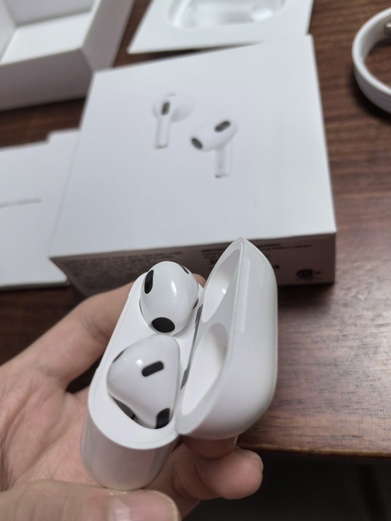 AirPods 3 product view 3