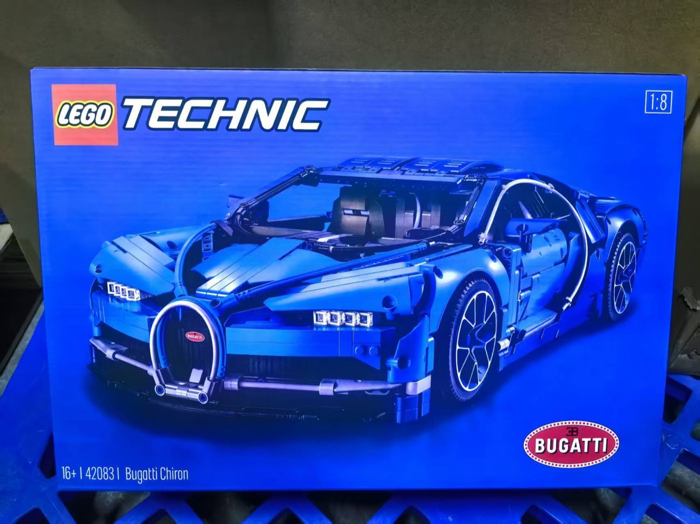 Bugatti Chiron product view 1