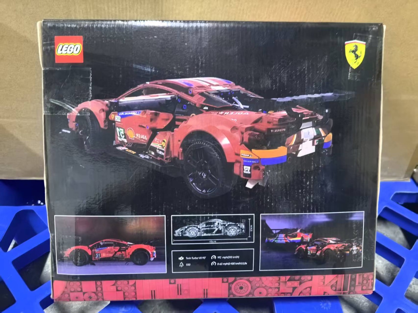 Ferrari 488 GTE product view 3