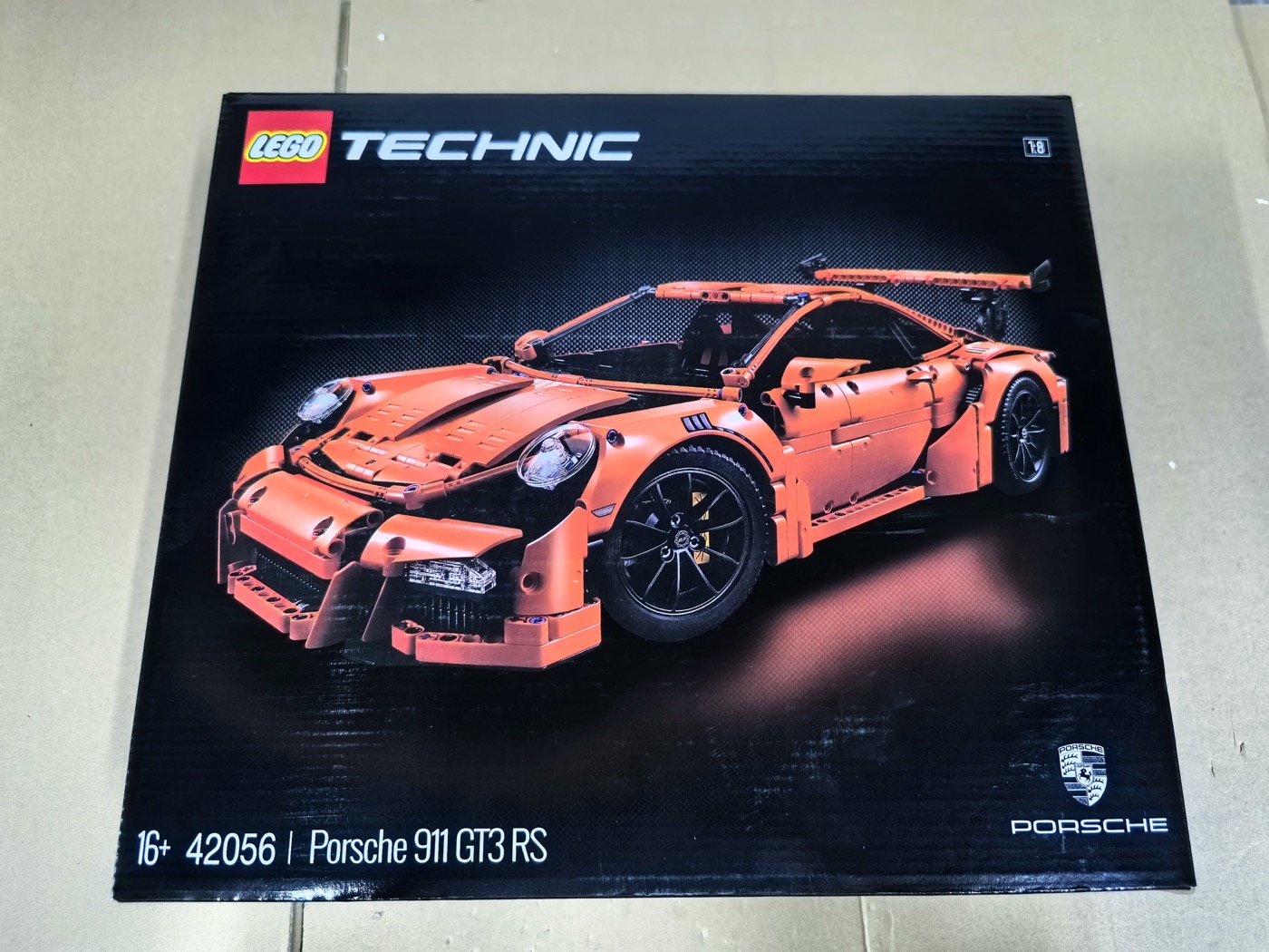 Porsche 911 GT3 RS product view 5