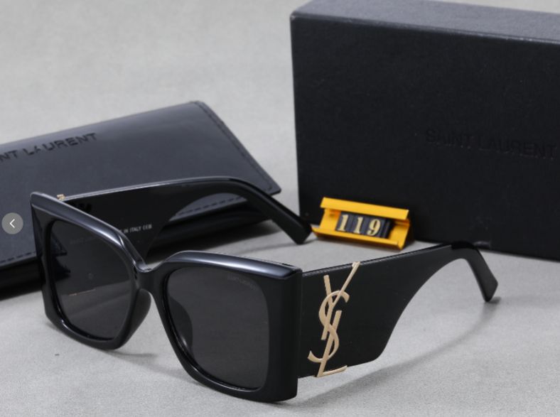 G02 Wide-Temple Square Sunglasses product view 1