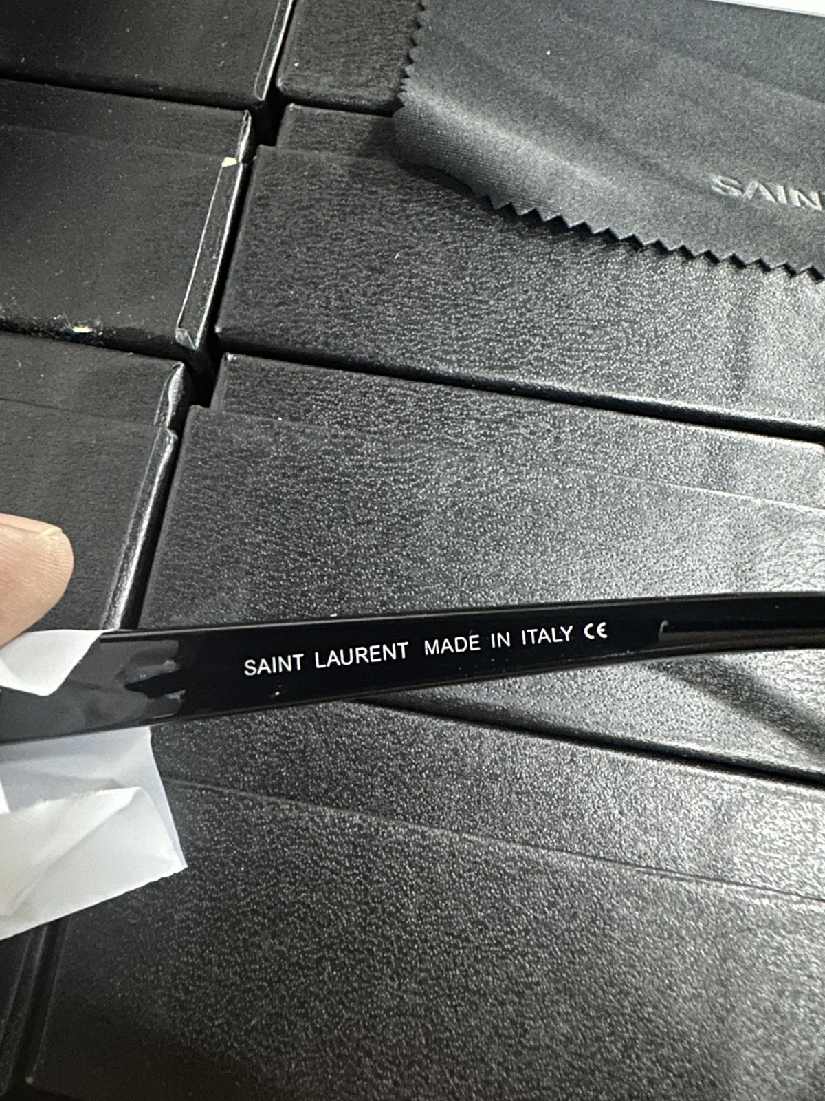 G05 Classic Square Sunglasses product view 5