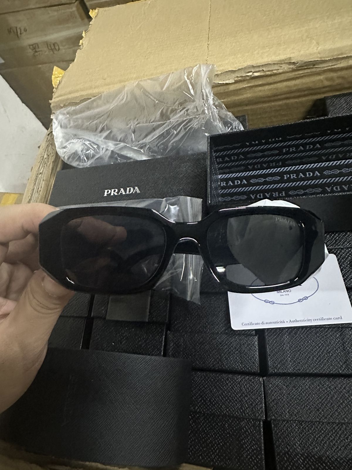 G07 Narrow Rectangle Sunglasses product view 4