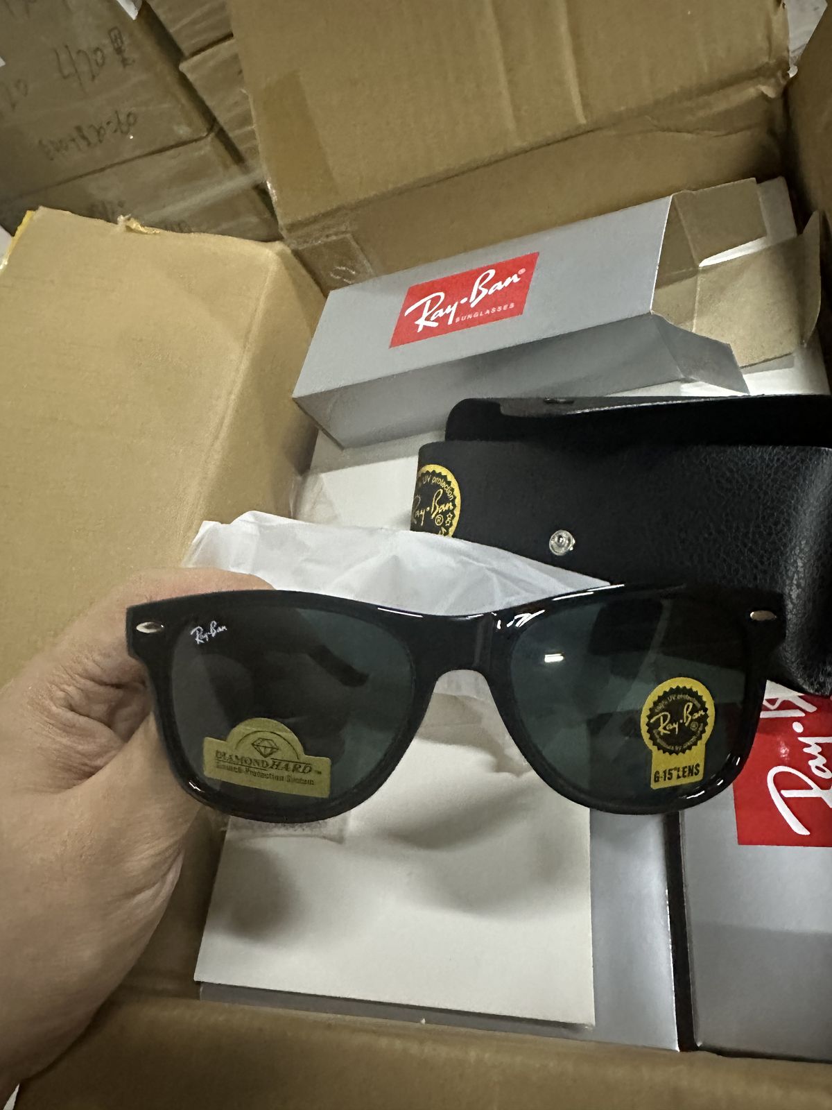 G11 Classic Wayfarer Sunglasses product view 3