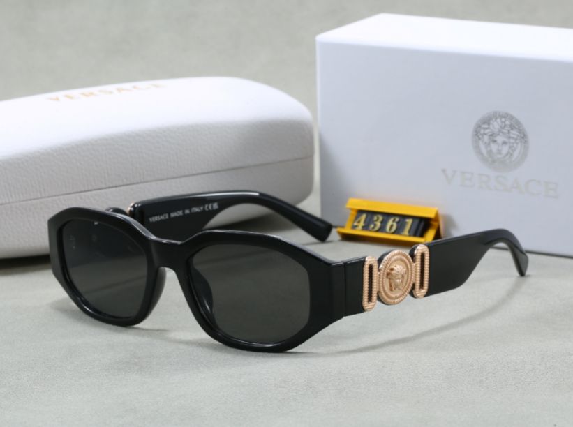 G15 Medallion Oval Sunglasses product view 1