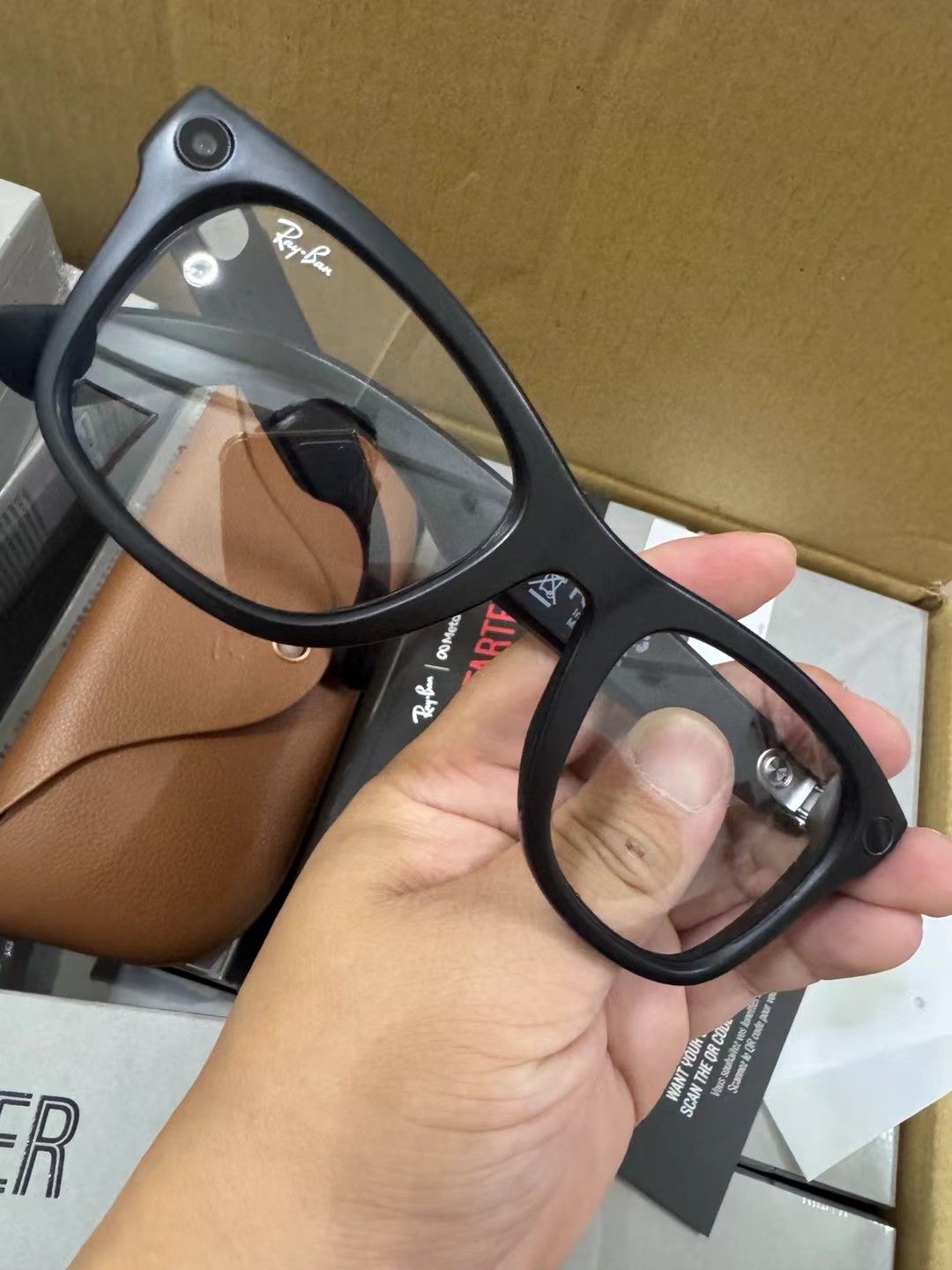 MT5 Smart Camera Glasses product view 3