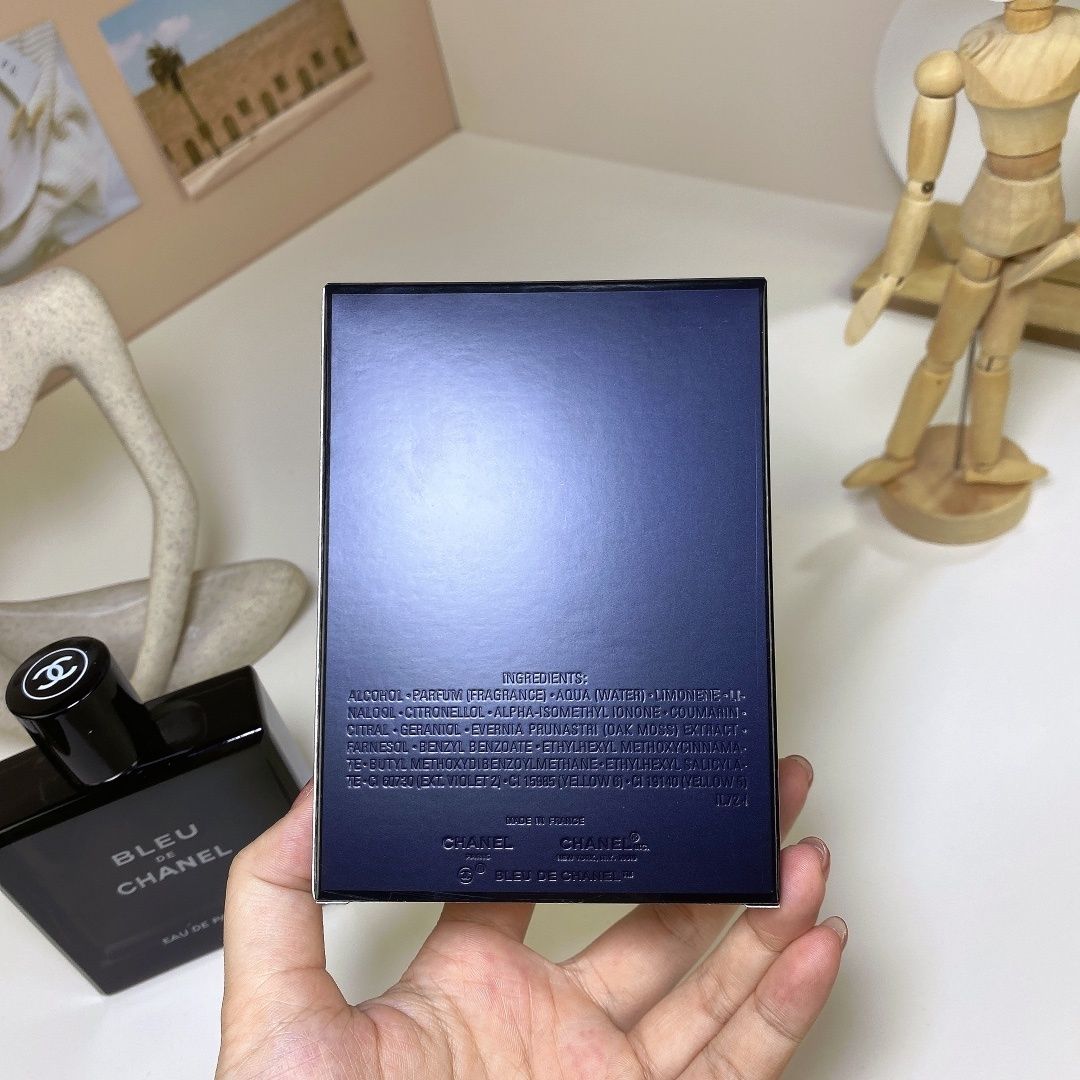 Bleu de Chanel Eau de Parfum product view 3