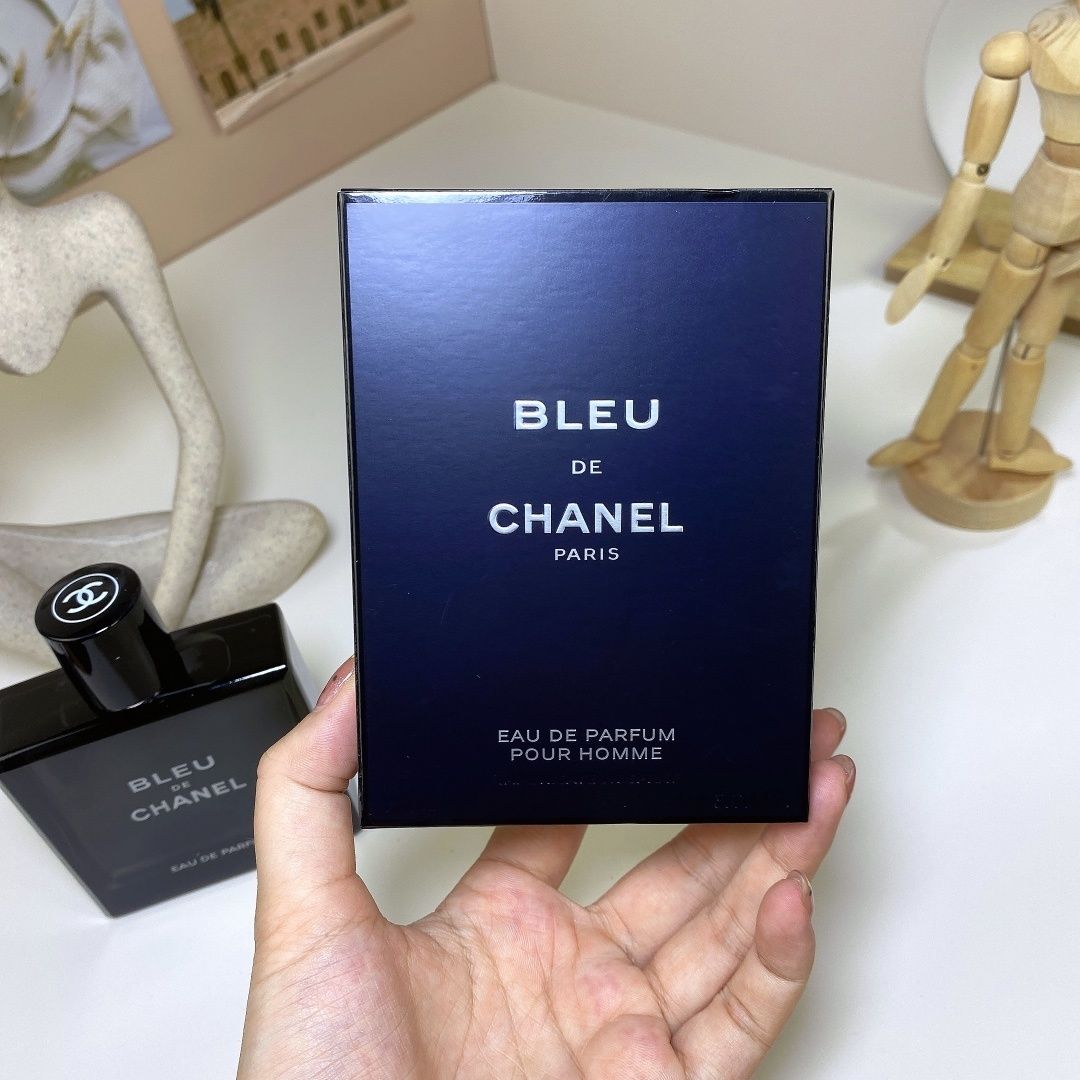 Bleu de Chanel Eau de Parfum product view 6