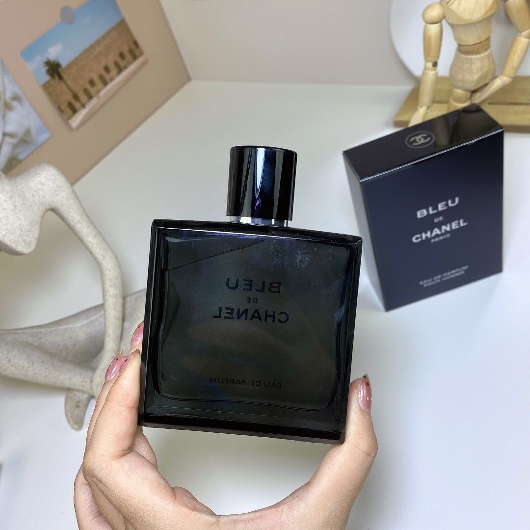 Bleu de Chanel Eau de Parfum product view 7