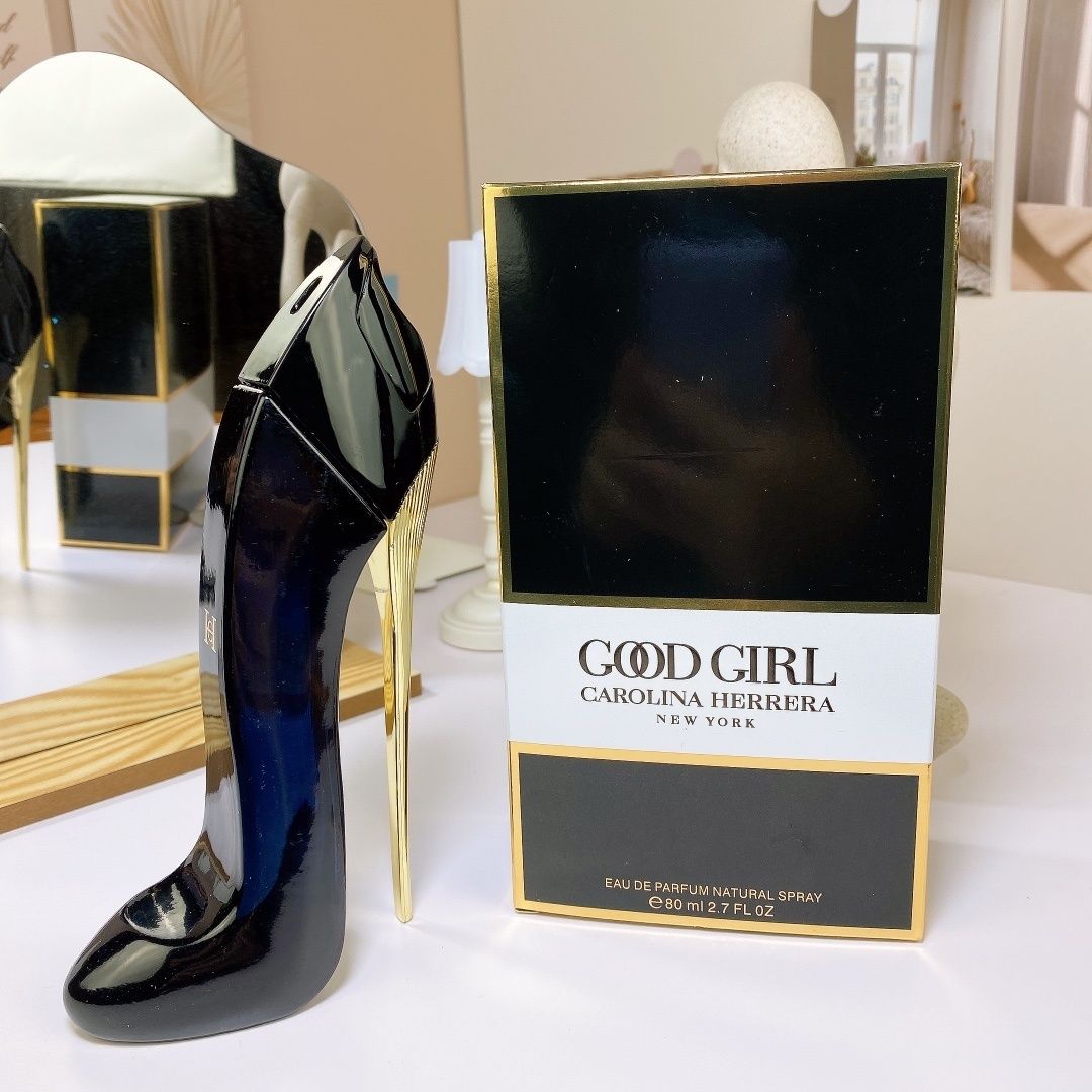 Carolina Herrera Good Girl product view 5