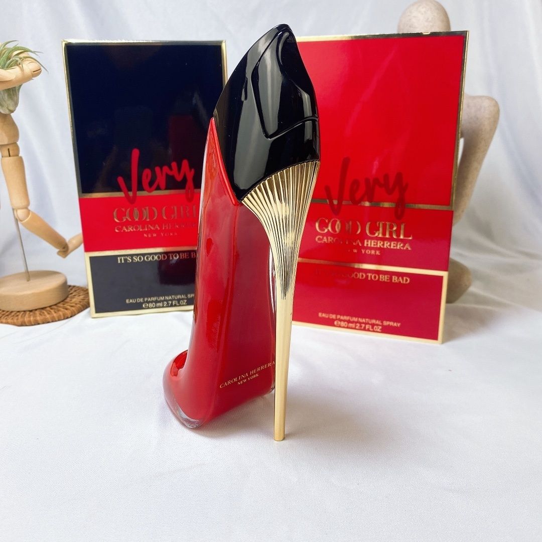 Carolina Herrera Good Girl product view 12