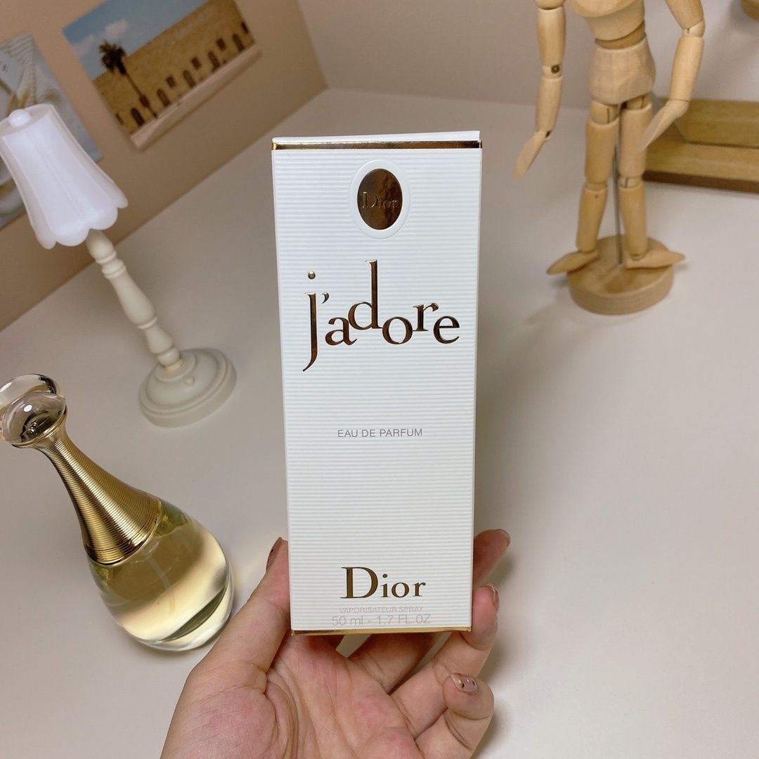 Dior J’adore Eau de Parfum product view 2
