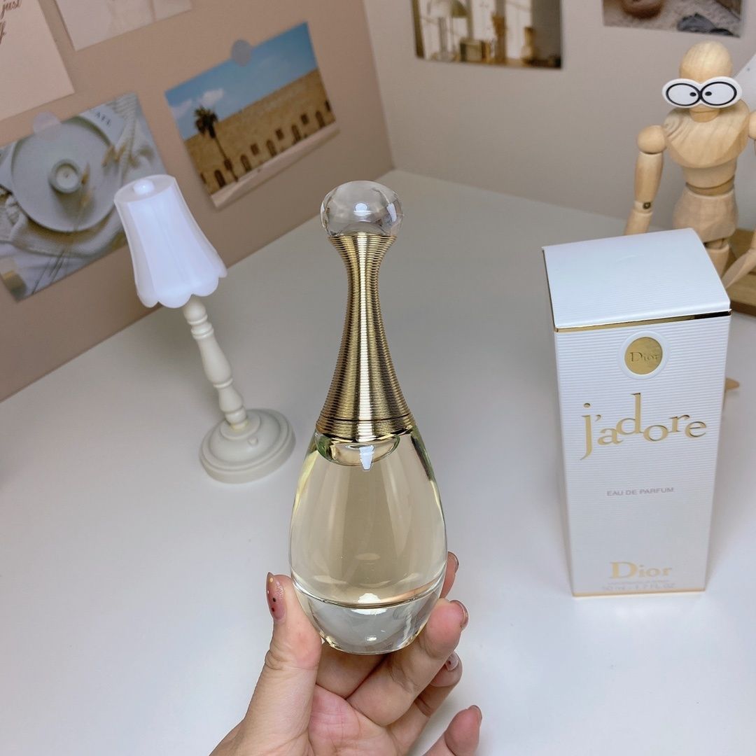 Dior J’adore Eau de Parfum product view 3