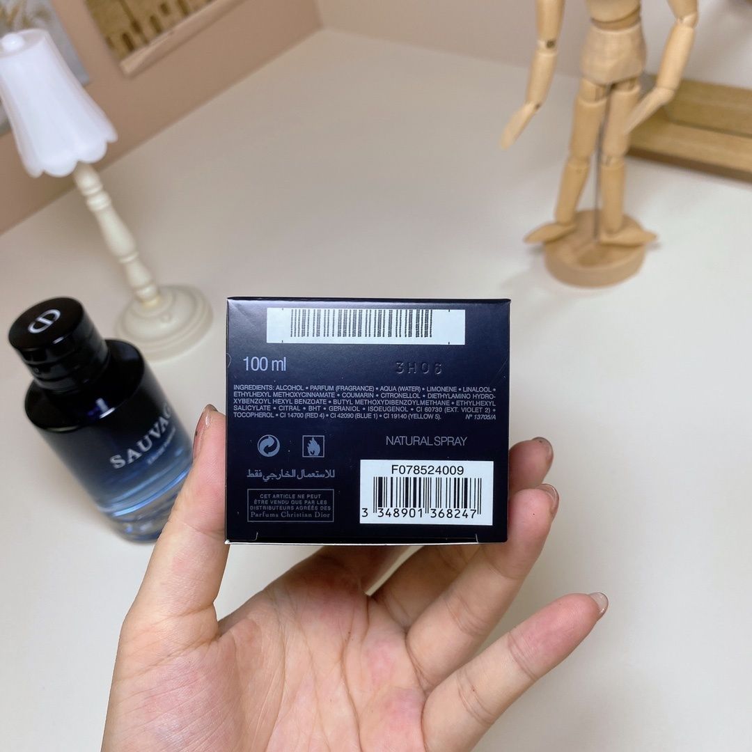 Dior Sauvage Eau de Parfum product view 5