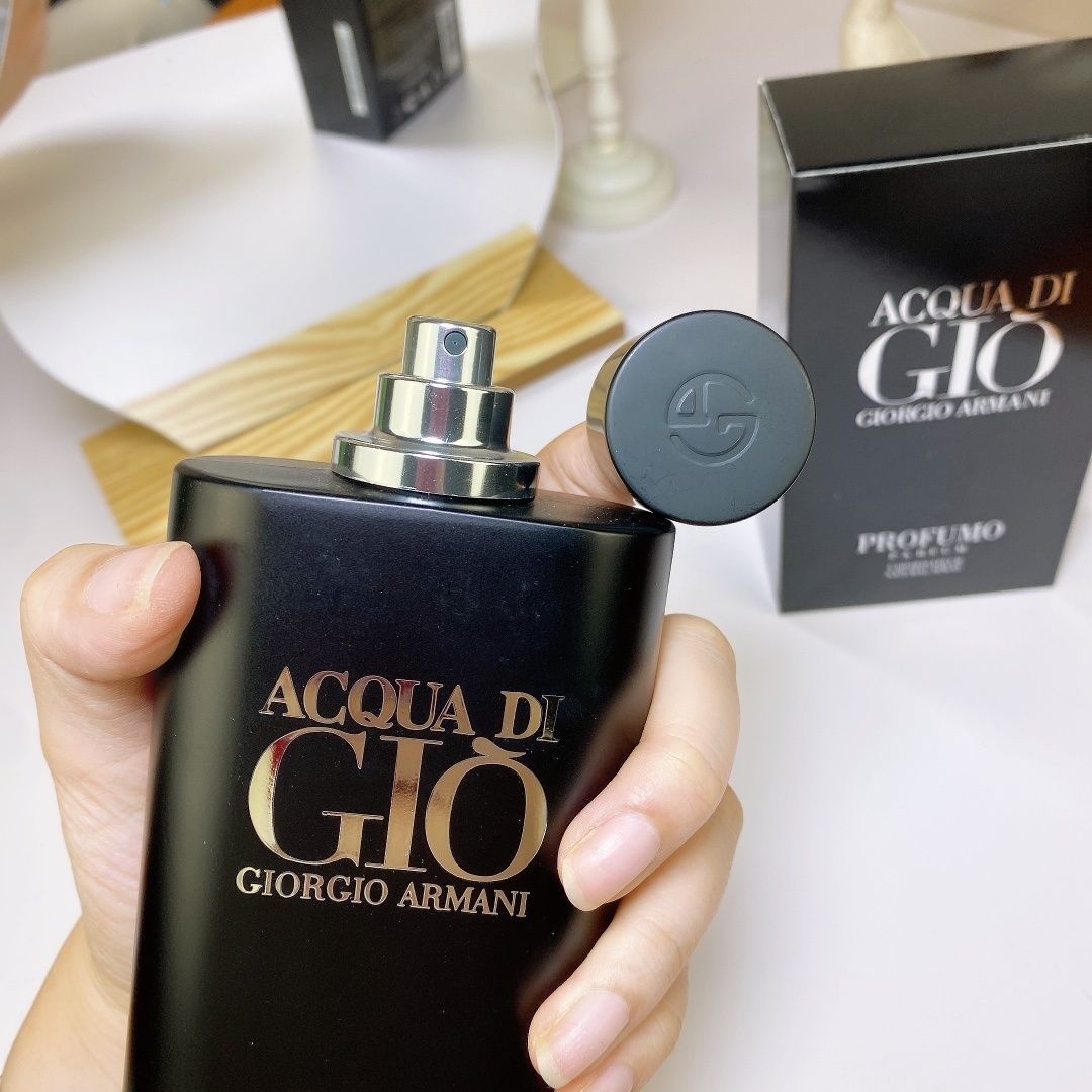 Giorgio Armani Acqua di Giò Profondo Parfum product view 7