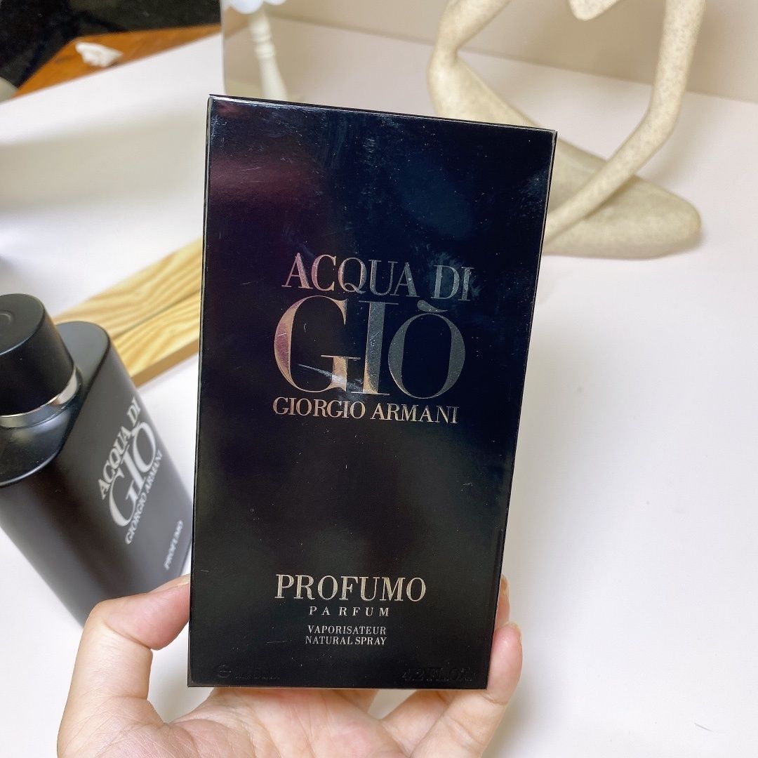 Giorgio Armani Acqua di Giò Profondo Parfum product view 8