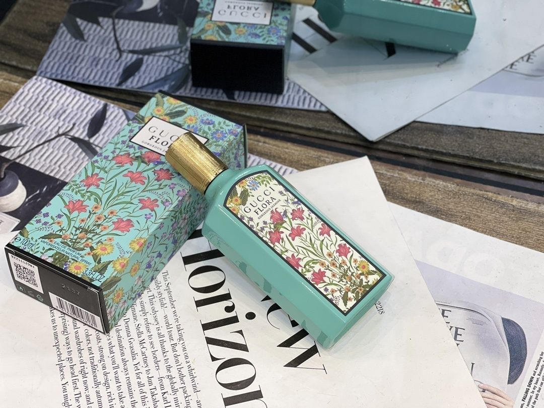 Gucci Flora Gorgeous Jasmine product view 3