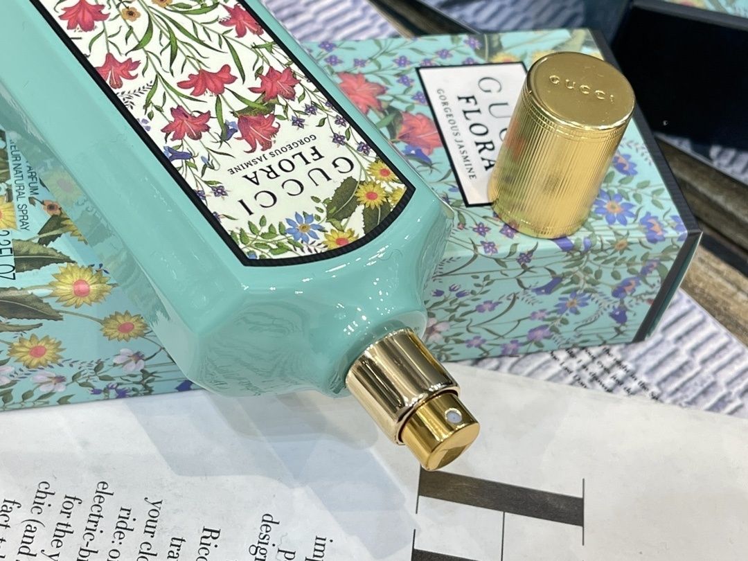 Gucci Flora Gorgeous Jasmine product view 4