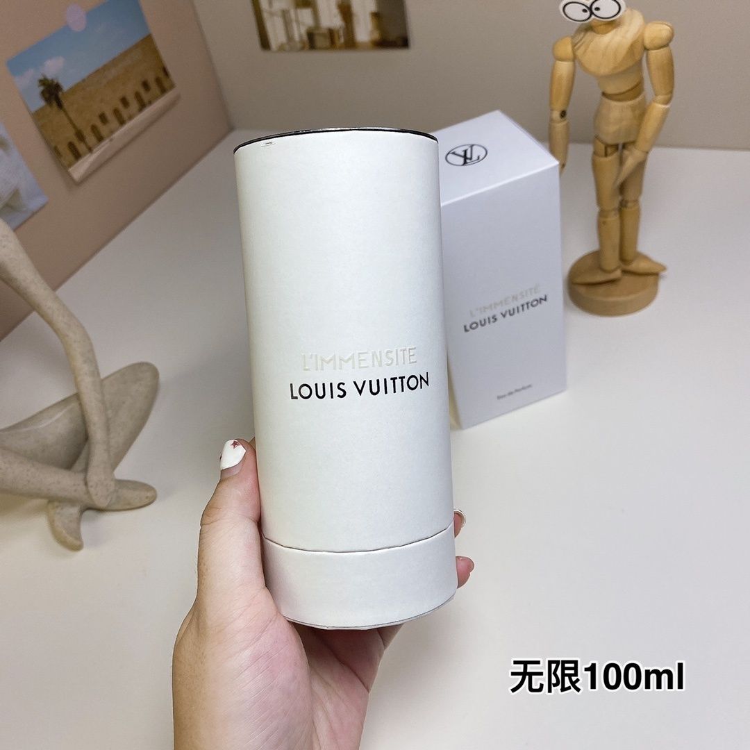 Louis Vuitton L’Immensité product view 2