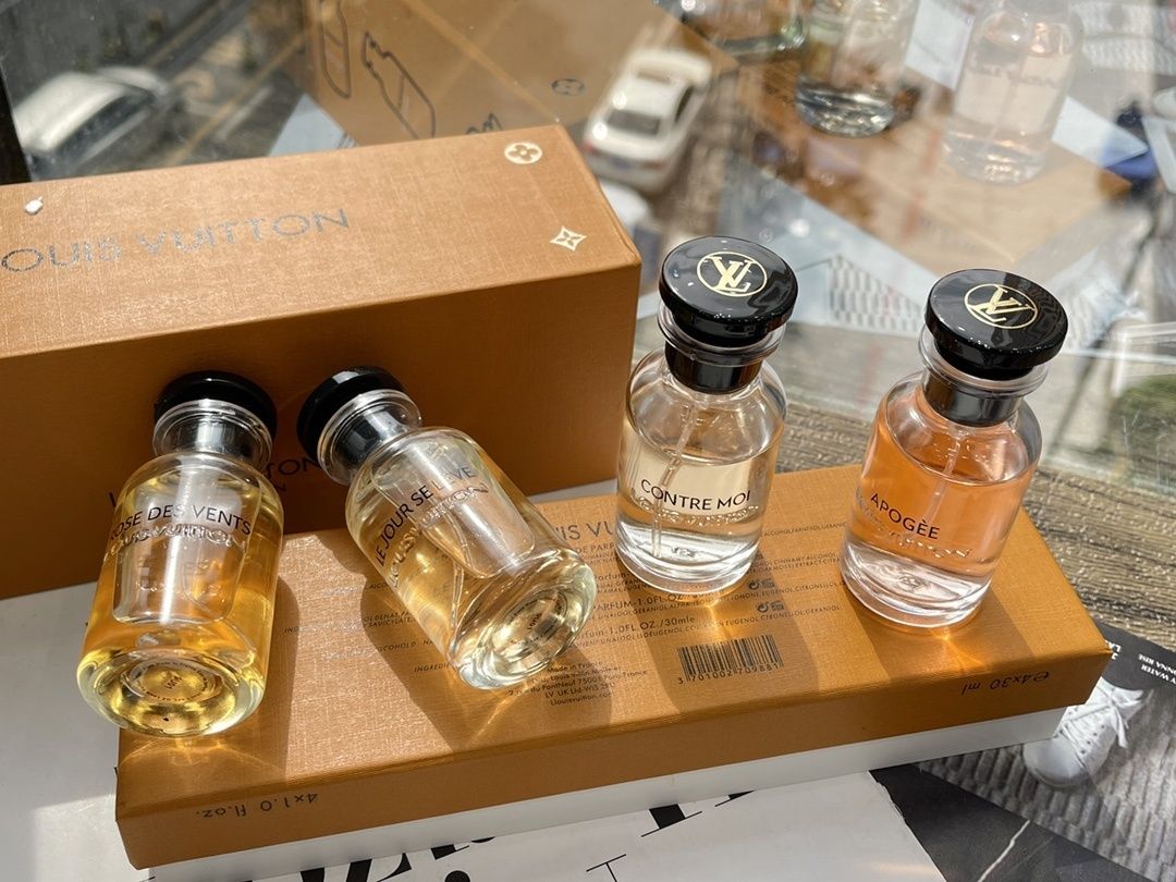 Louis Vuitton Miniature Perfume 4-Piece Set product view 3
