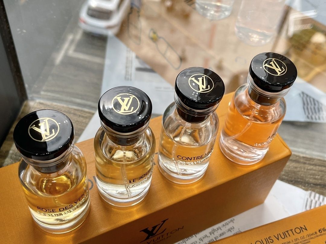 Louis Vuitton Miniature Perfume 4-Piece Set product view 4