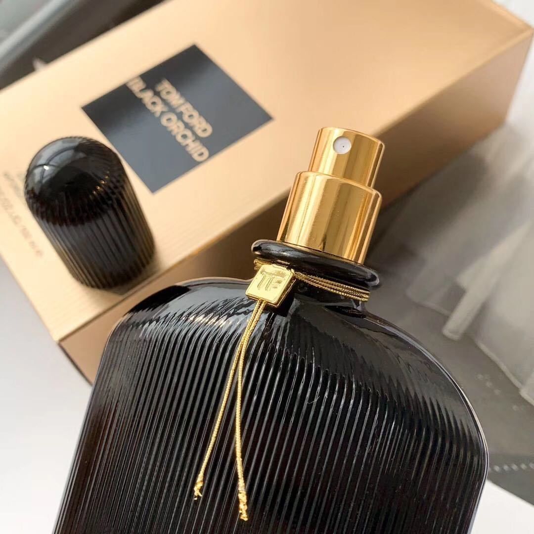 Tom Ford Black Orchid product view 4