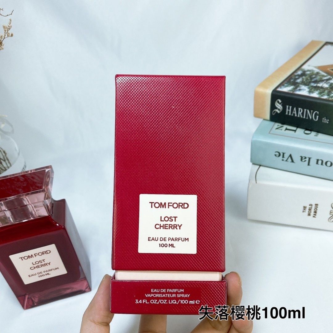 Tom Ford Lost Cherry product view 2