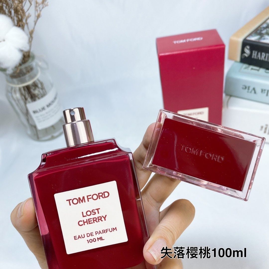 Tom Ford Lost Cherry product view 6