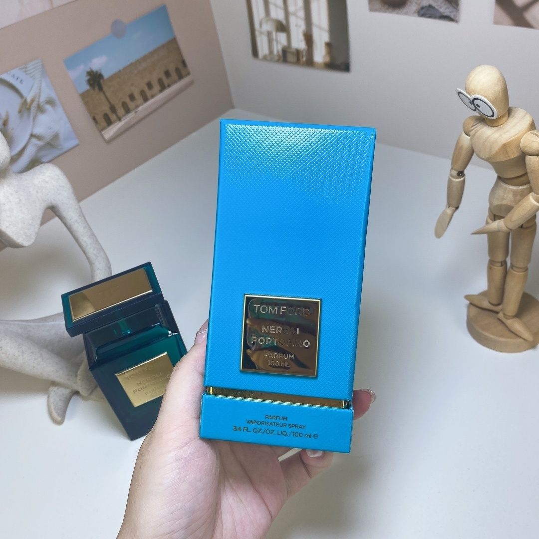 Tom Ford Neroli Portofino Parfum product view 4