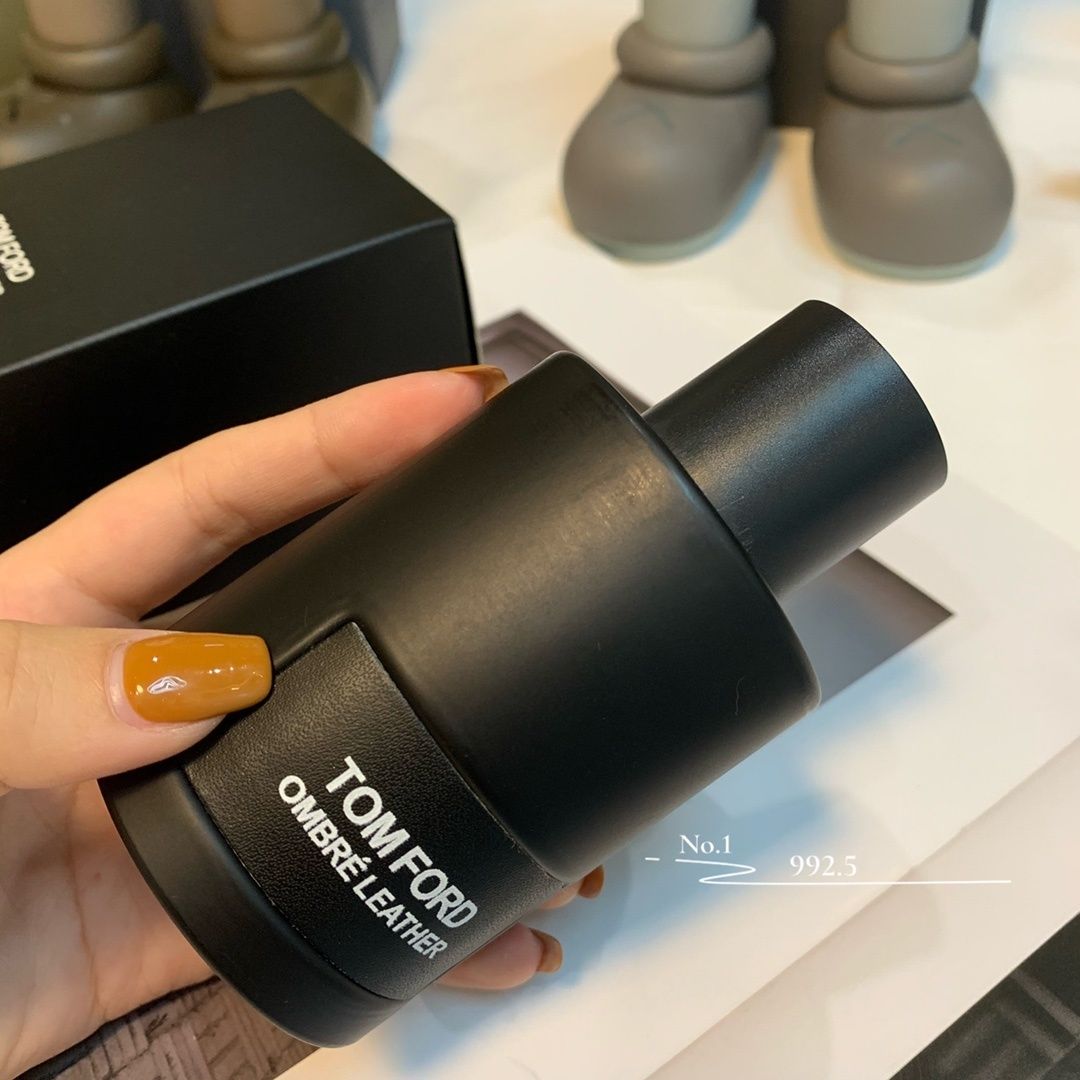 Tom Ford Ombré Leather product view 4
