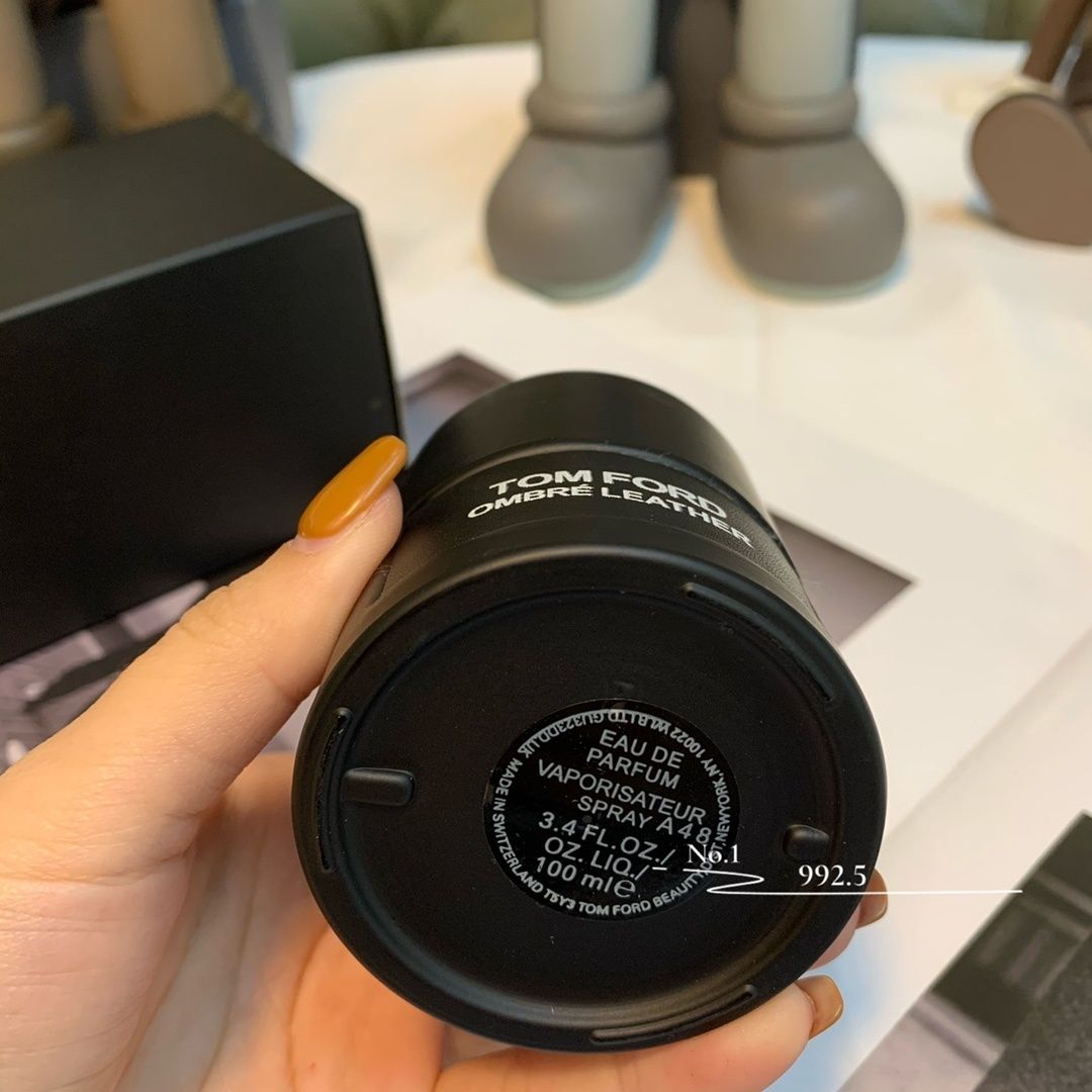Tom Ford Ombré Leather product view 6