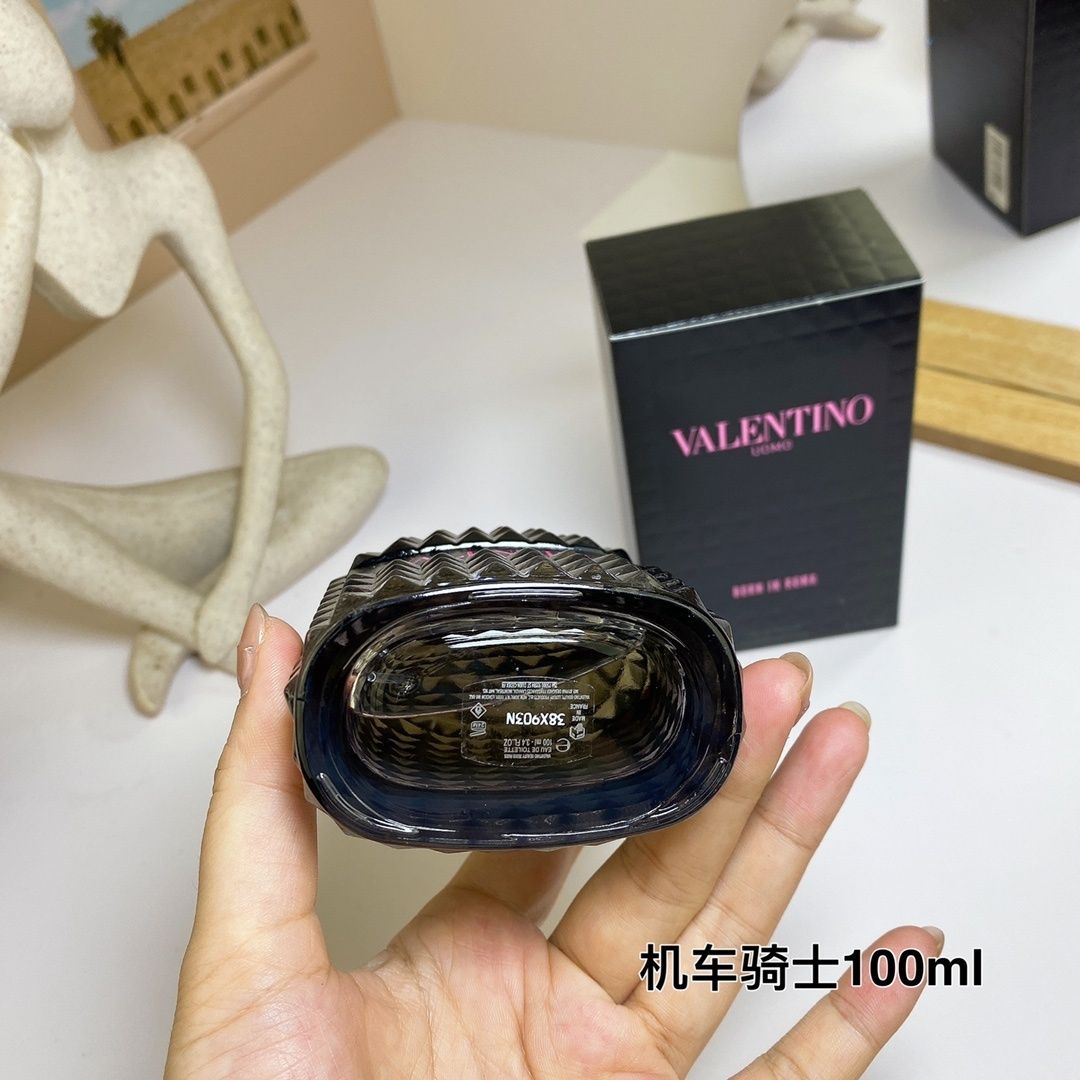 Valentino Uomo Born in Roma product view 4