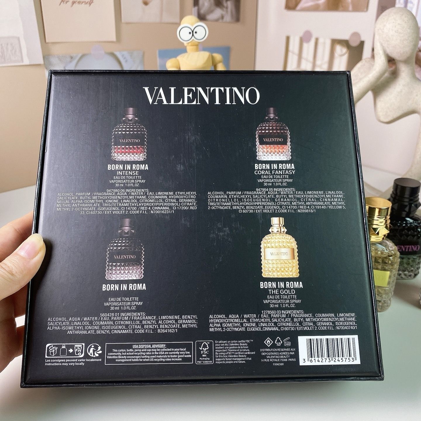 Valentino Uomo Miniature Set product view 3