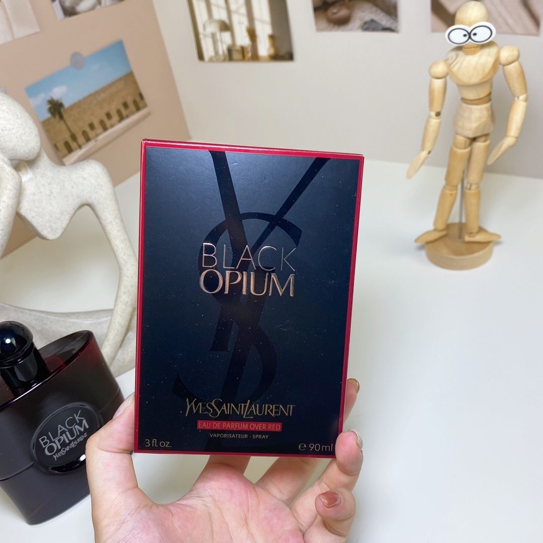 Yves Saint Laurent Black Opium Intense Eau de Parfum product view 4