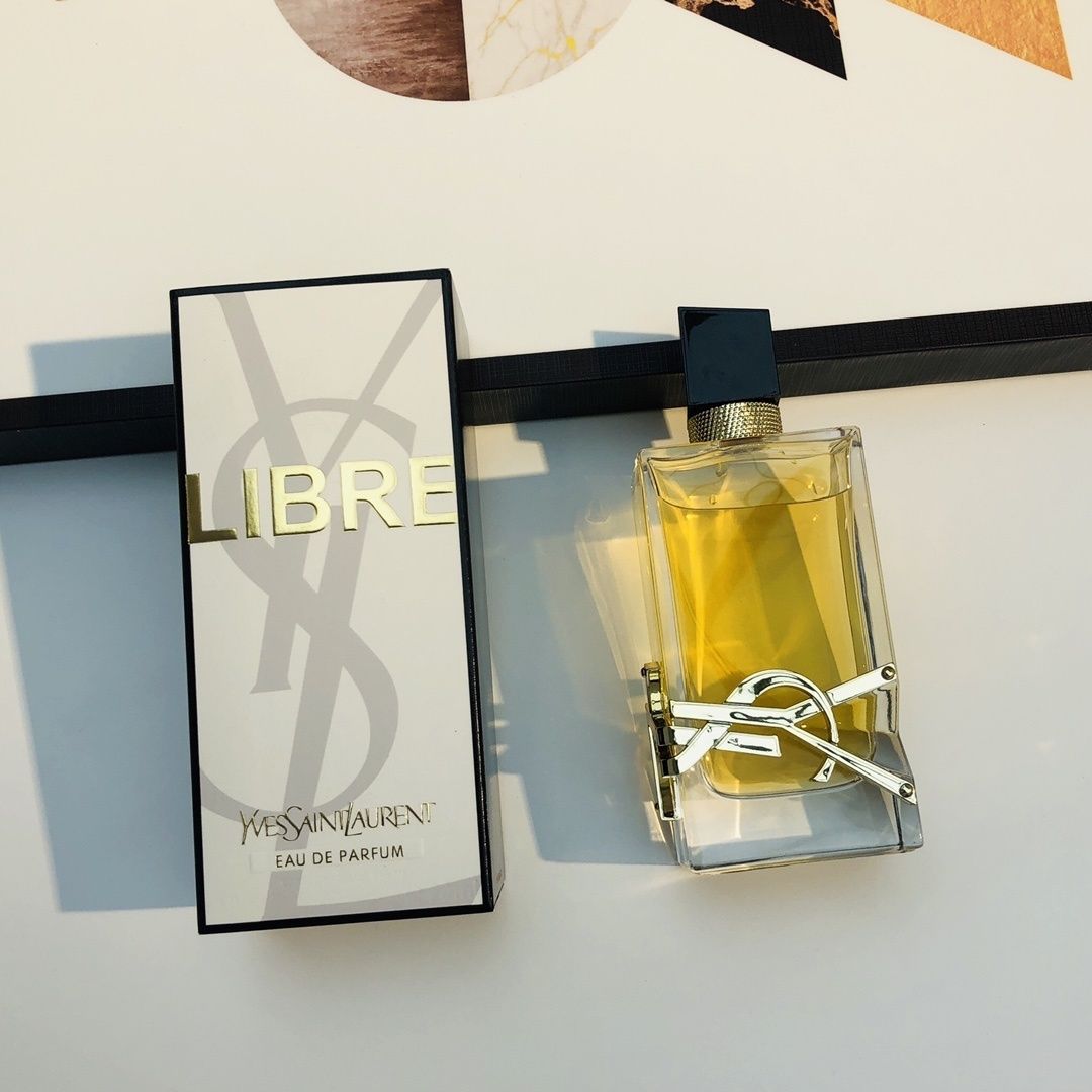 Yves Saint Laurent Libre Eau de Parfum product view 3