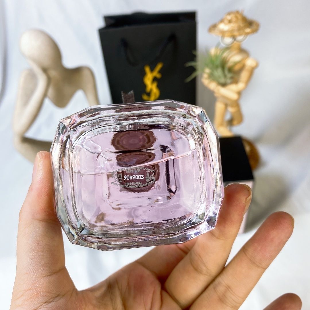 Yves Saint Laurent Mon Paris Eau de Parfum product view 4