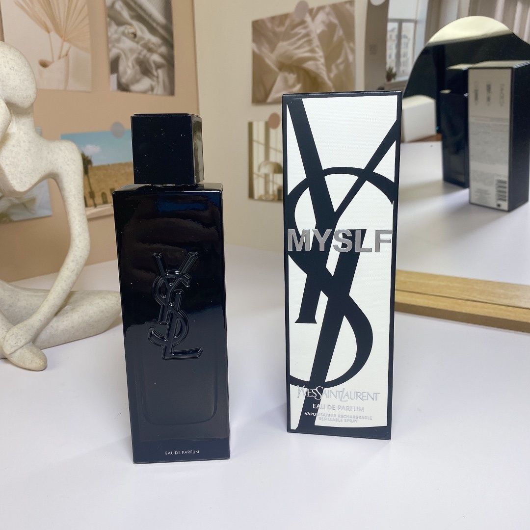Yves Saint Laurent MYSLF Le Parfum product view 13