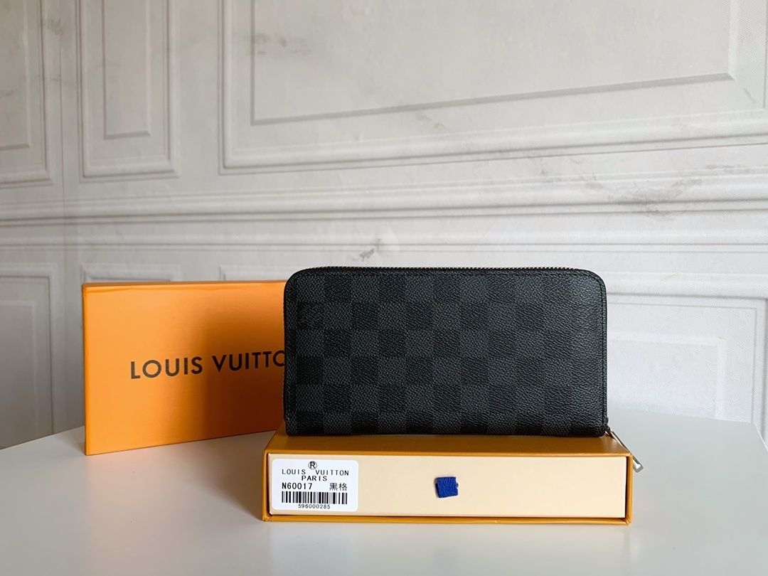 Black Checker Zip-Around Long Wallet Q08 product view 1