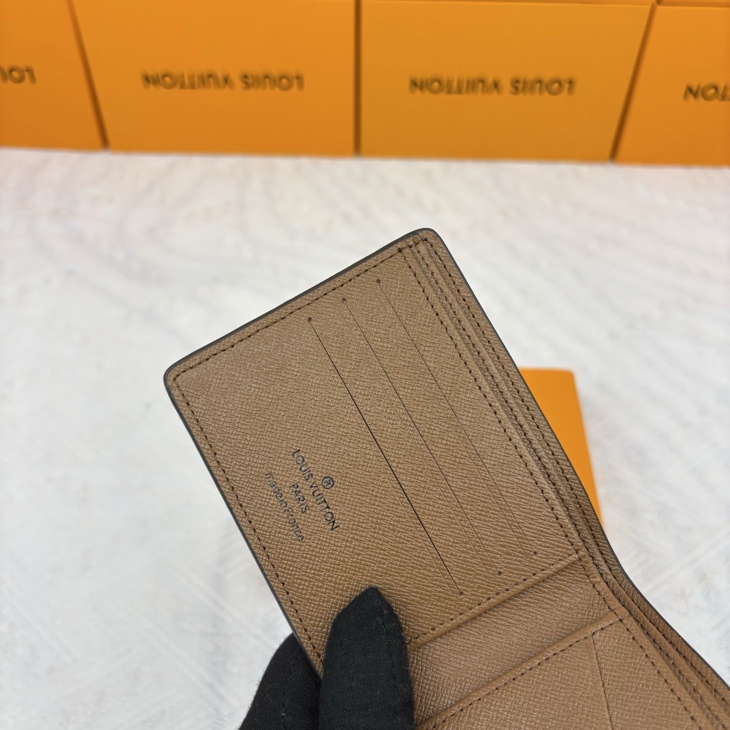 Brown Monogram Bifold Wallet Q02 product view 5