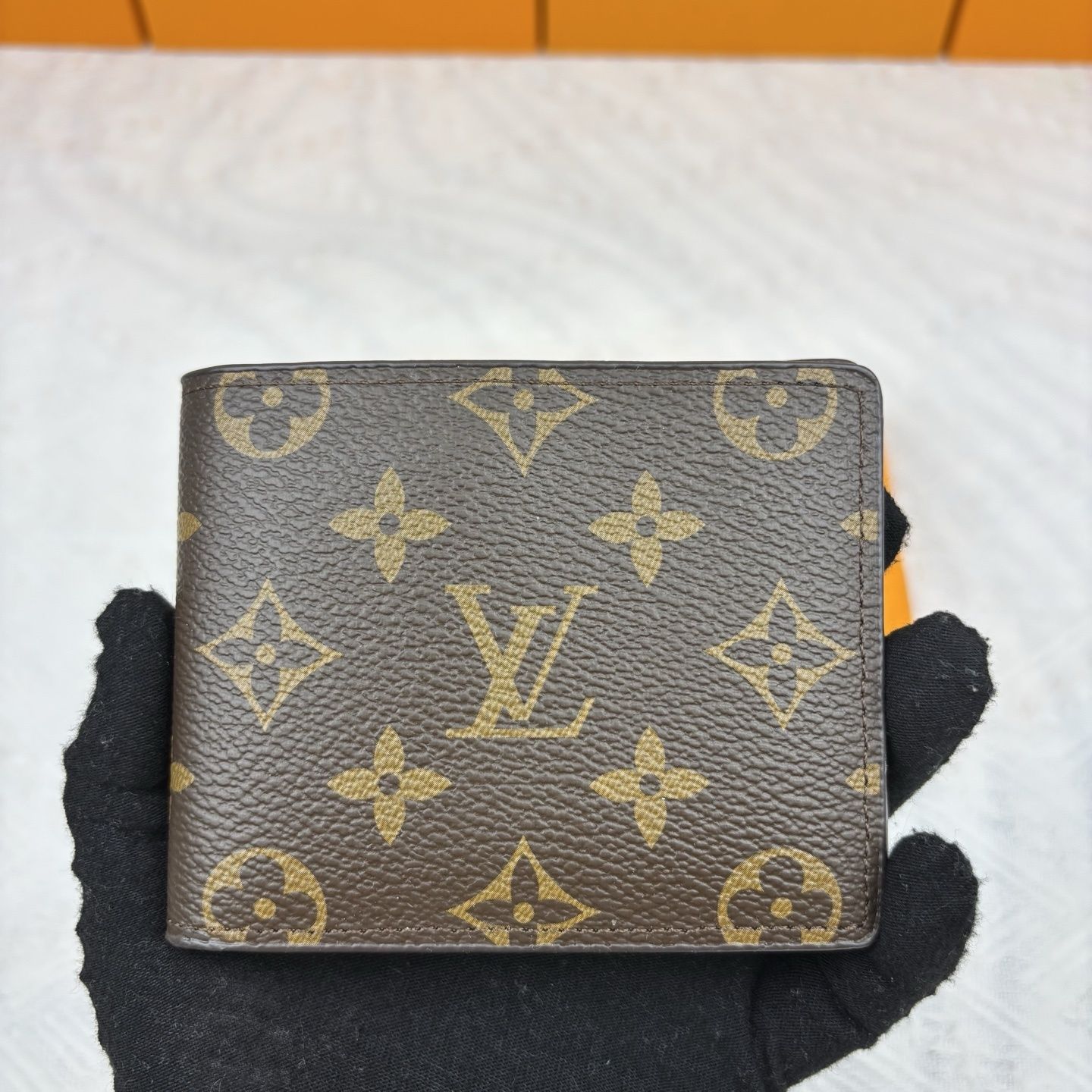 Brown Monogram Bifold Wallet Q02 product view 7