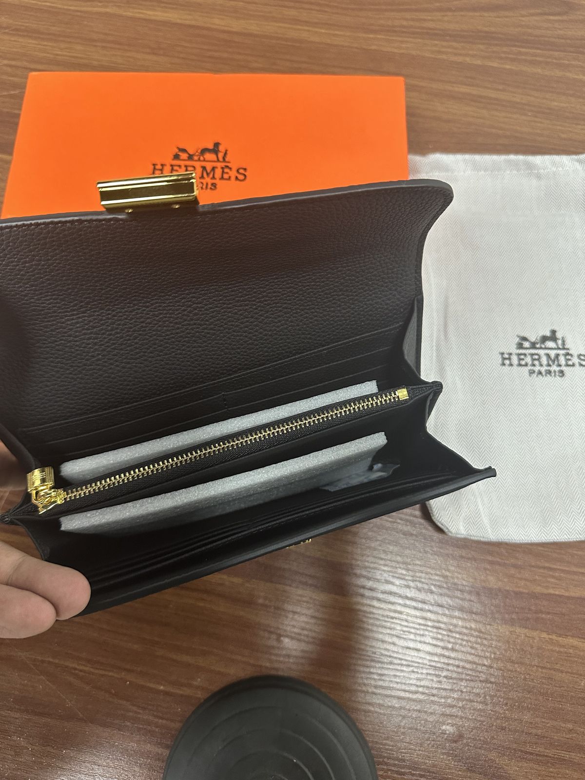 Dark H-Clasp Long Wallet K15 product view 5