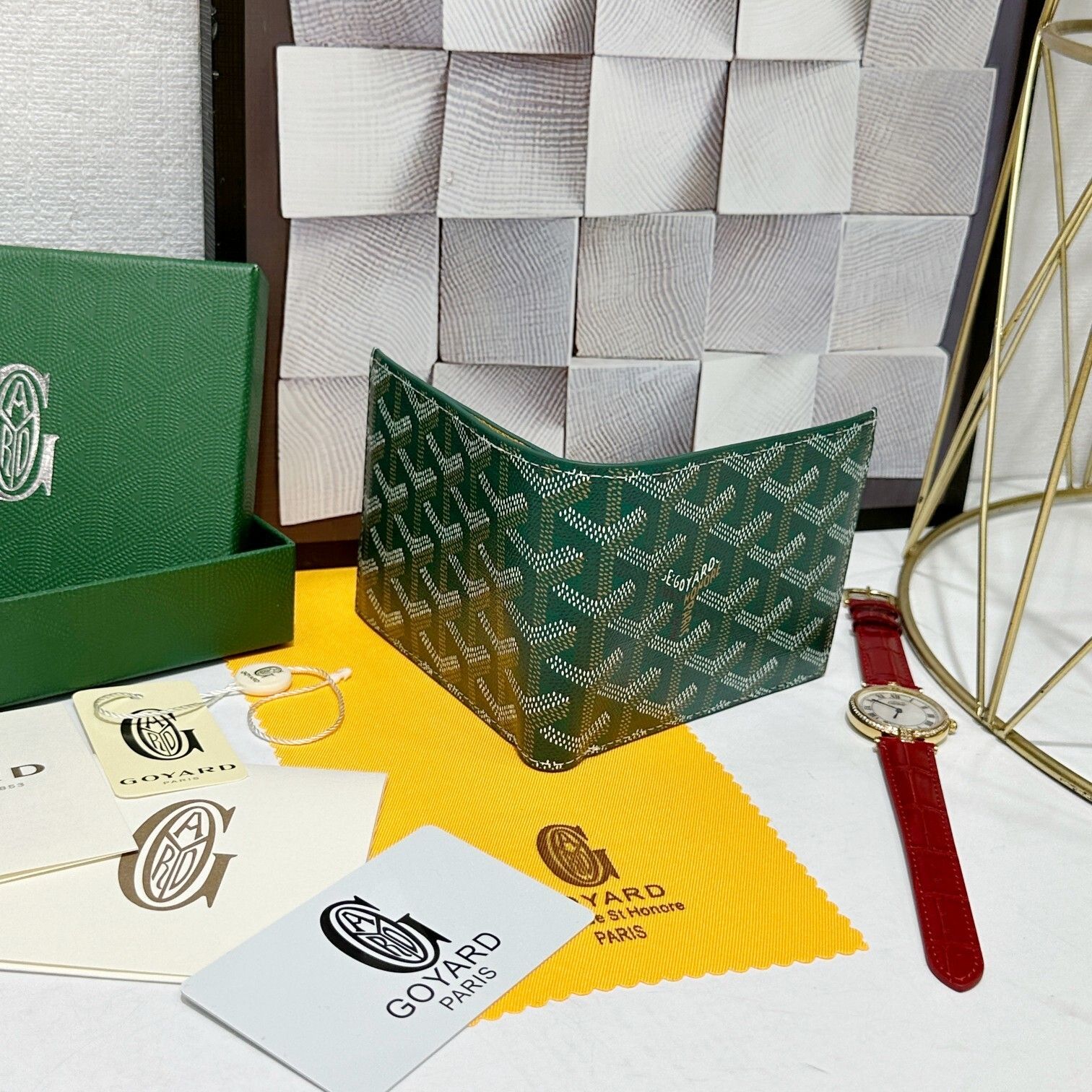 Green Monogram Bifold Wallet Q11 product view 4