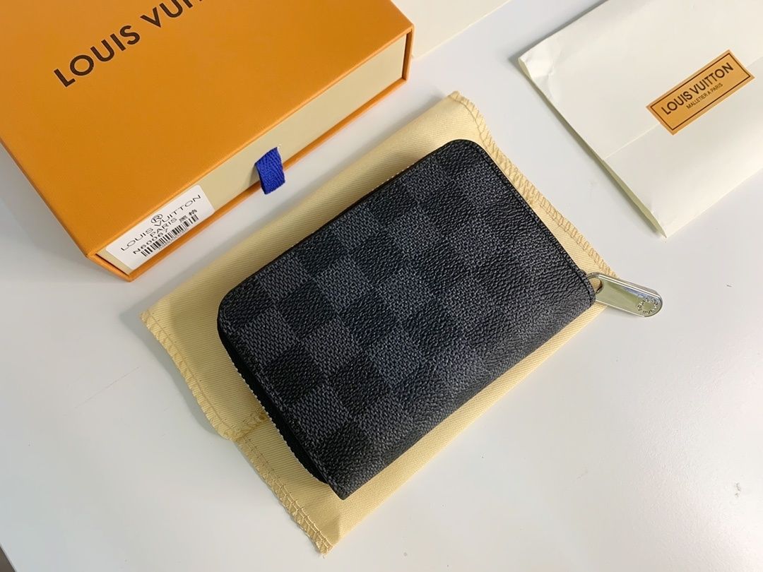 Black Checker Zip-Around Compact Wallet Q14 product view 5