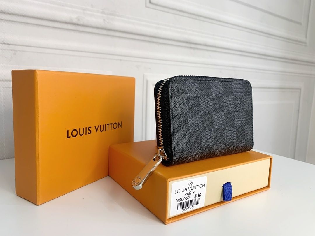 Black Checker Zip-Around Compact Wallet Q14 product view 8