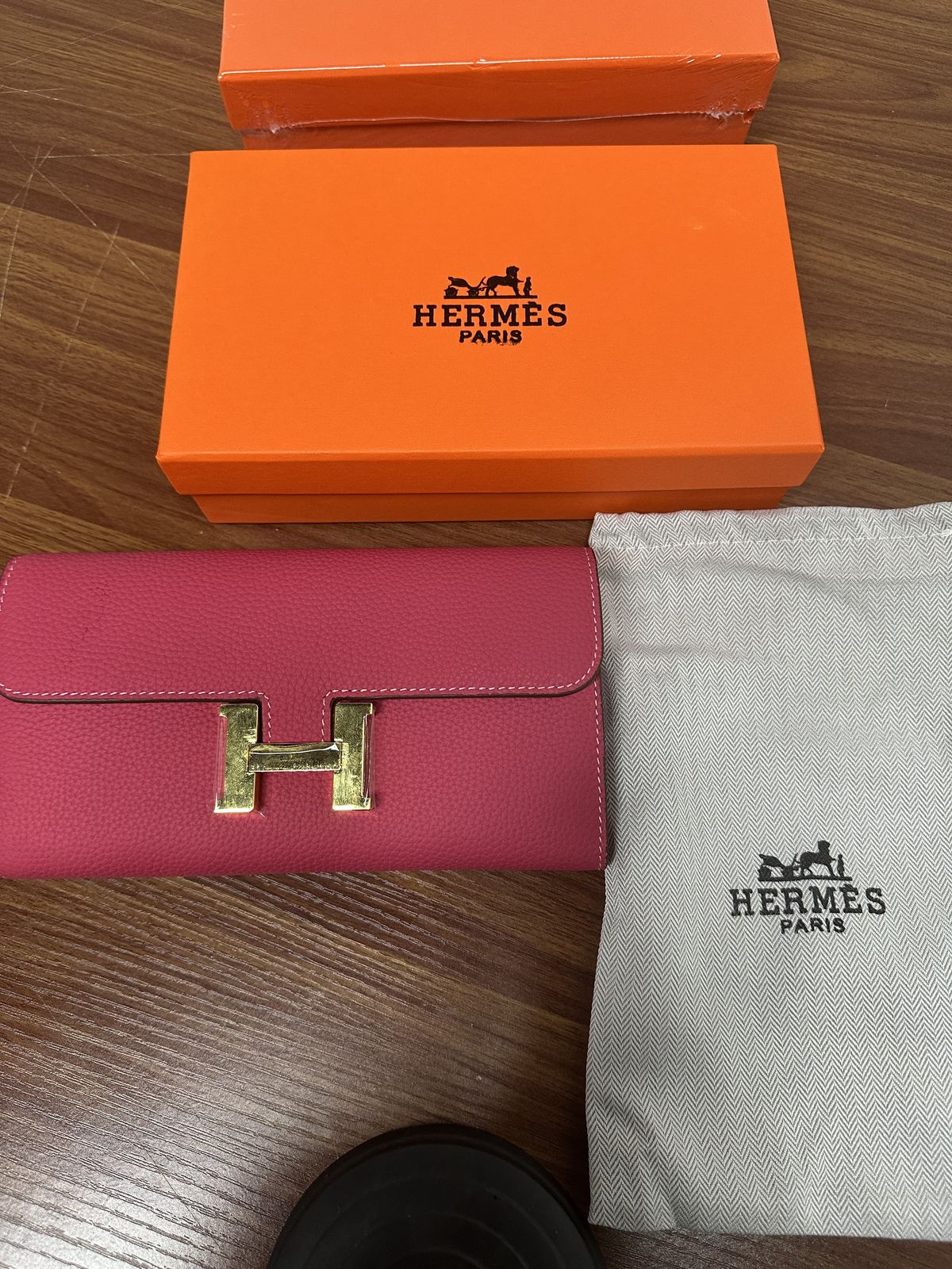 Pink H-Clasp Long Wallet K16 product view 1